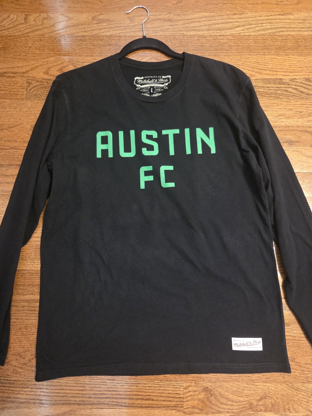 Unisex Mitchell & Ness, Austin FC Logo Tee, Large